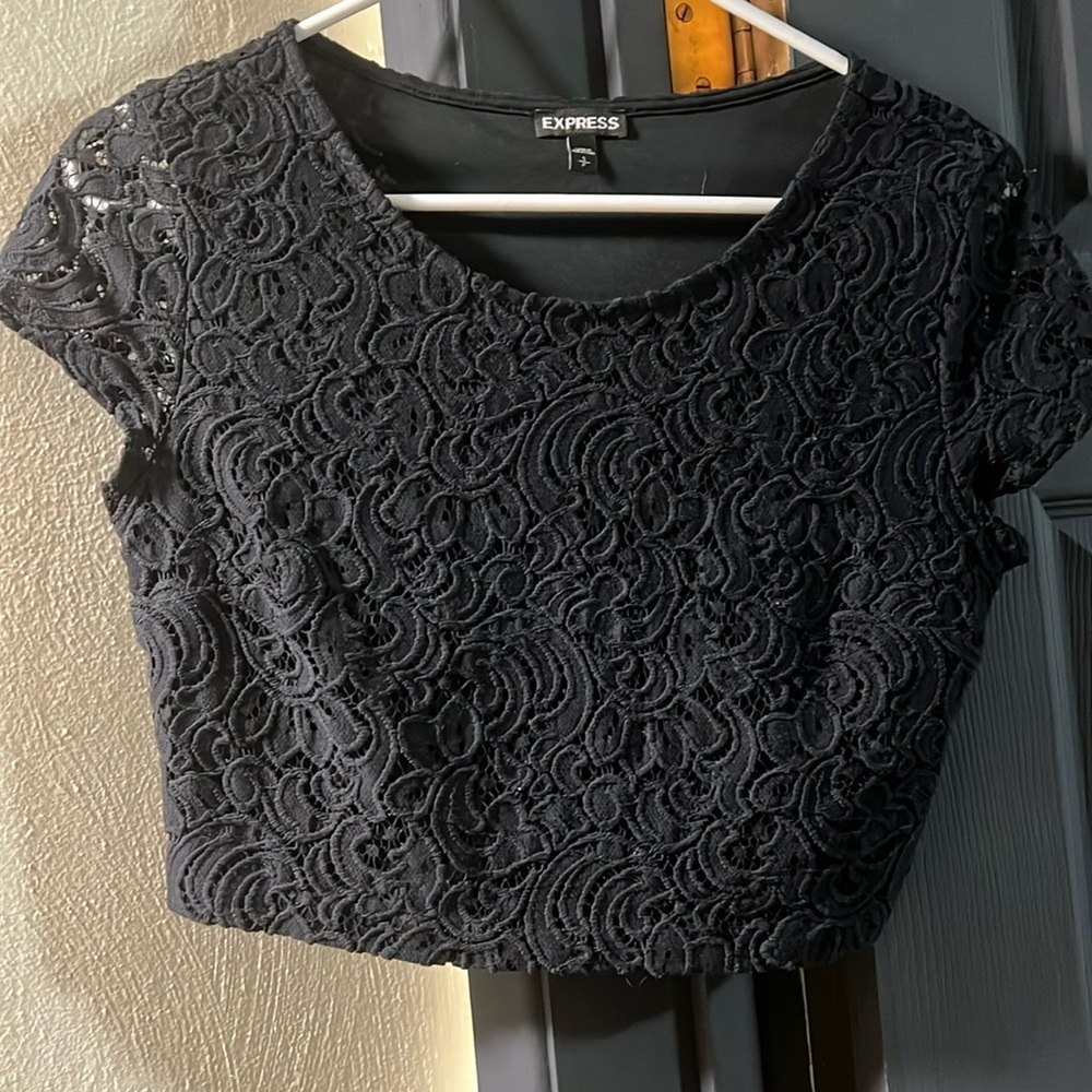 Black crop top
